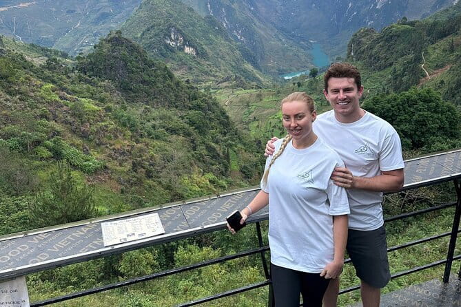 1 Day Ha Giang Loop Tour by Motorbike with Easy Rider - Loopers - 8:00 AM pickup in Ha Giang city and how the day stays organized