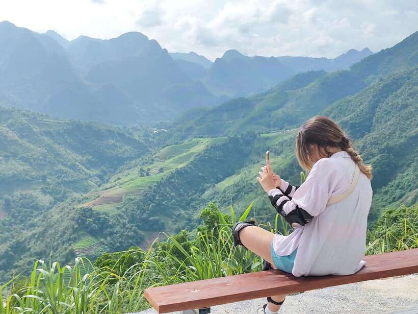 1 Day Ha Giang Loop Tour by Motorbike with Easy Rider - Real - Lùng Tám linen weaving cooperative: craft you can explain back home
