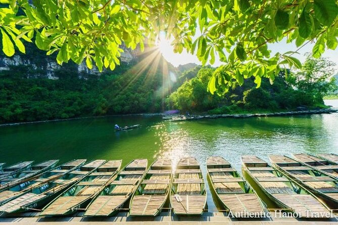 1 Day Luxury Ninh Binh Tour with Many Options From Hanoi - Hoa Lư Ancient Capital: short stop, big historical mood