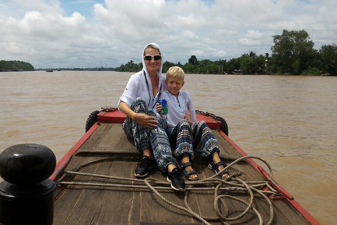 1-Day Mekong Delta Deluxe Tour: My Tho & Ben Tre (Max 10) - Guides You Might Meet: Humor, Stories, and Local Insight