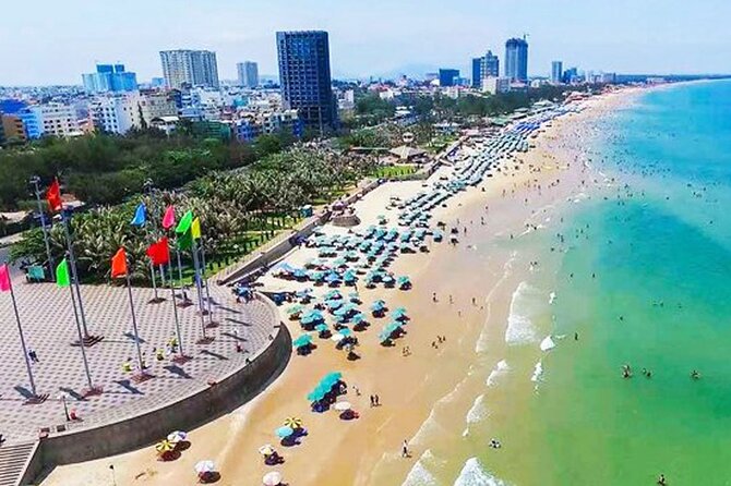 1-Day Tour in Vung Tau Beach - Jesus Christ Statue on Mount Tao Phung: the climb is the main event