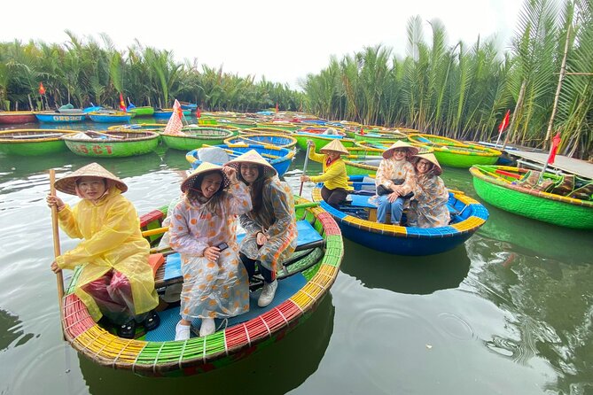 10 Days Signature Vietnam Budget Tour - Hanoi Old Quarter + West Lake: the trip starts with real orientation