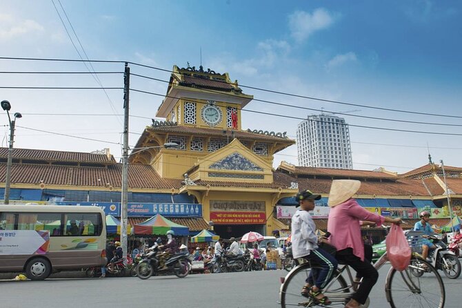 12-Day Tour to Vietnam and Cambodia from Hanoi - From Hanoi to Hoi An via Da Nang: flights that save time