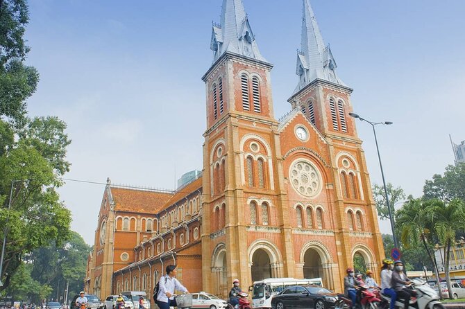 12-Day Tour to Vietnam and Cambodia from Hanoi - Mekong Delta from My Tho: boat trip and Vinh Trang Temple