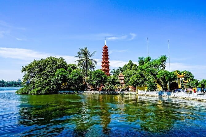 19-Day Tours | Explore the Essential and Highlights in Vietnam - Trang An and Bai Dinh: pagodas plus UNESCO day structure