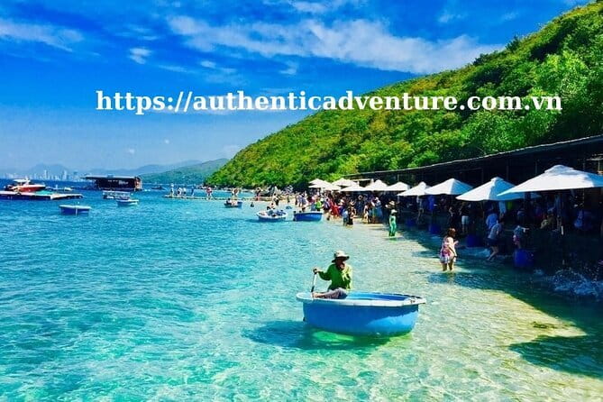 19-Day Tours | Explore the Essential and Highlights in Vietnam - Ha Long and Lan Ha: cruise mornings and cave kayaking