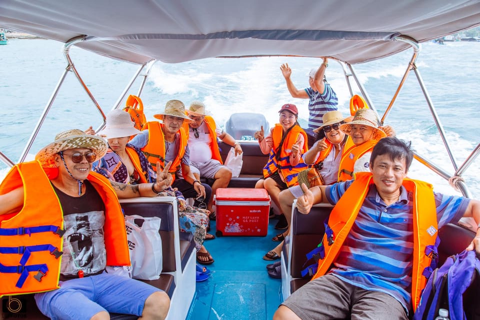 2-3 hours of Private Snorkeling Trip in South of Phu Quoc - Stop 1: Gam Ghi Island Snorkeling for First-Time Comfort