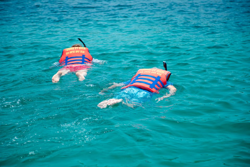 2-3 hours of Private Snorkeling Trip in South of Phu Quoc - Included Gear and Small Comforts That Add Up Fast