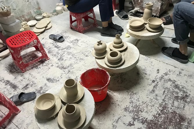 2.5 hours Ceramics Painting Workshop In Hanoi Old Quarter - Where Bat Trang Meets Hang Gai