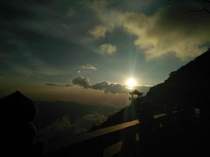 2-Day Fansipan Mountain Trek - Indochina's Highest Peak - Gear, cold nights, and the basic mountain reality check