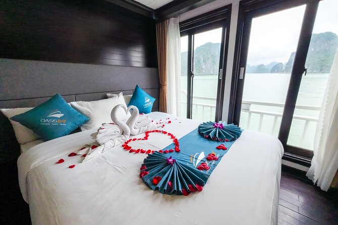 2 day Oasis Bay Cruise to Halong Bay from Hanoi - Food and drinks: what’s included, what costs extra, and how to plan