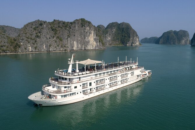 2-Day on 5-star Cruise, Lan Ha Bay | Kayak, Cycling, Live Music - The Piano Lounge and service style: where the 5-star feeling shows up