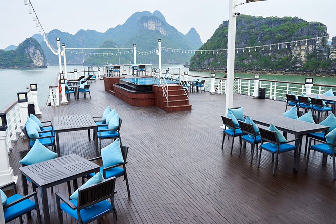 2-Day on 5-star Cruise, Lan Ha Bay | Kayak, Cycling, Live Music - Food, vegetarian options, and the floating restaurant concept