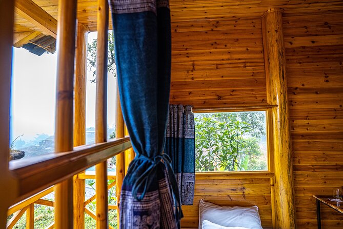 2-Day Trekking Adventure of Sapa from Hanoi with Night Bus - Meals and bungalow life in Ta Van