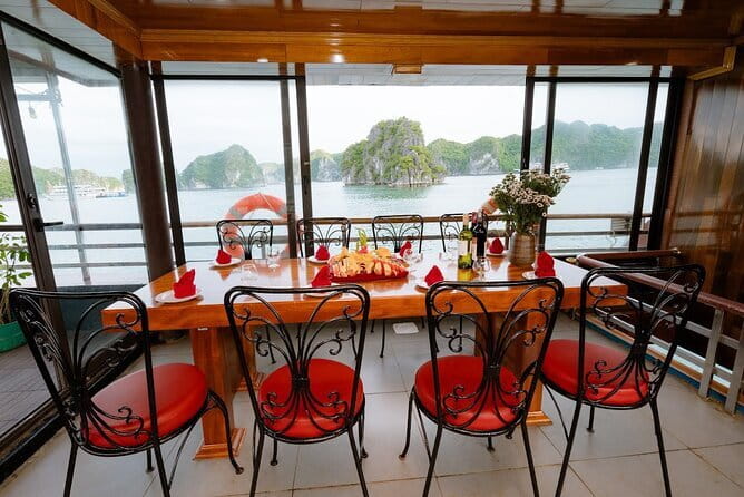 2 Days 1 Night Lan Ha, Ha Long Bay Tour With Licensed Guide - What’s included on board (and what that means for you)