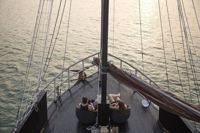 2 Days Cruise Tour in Halong Bay from Hanoi - Day 2 morning: breakfast early, views first