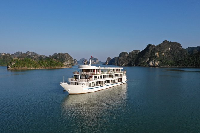 2 Days Ha long Sapphire Cruise - Boarding Sapphire Cruise: cabins, safety, and first views