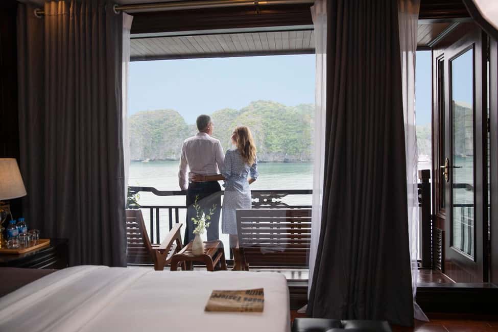 2 Days Halong 5 Stars Cruise with Free Pickup from Hanoi - When the caves and schedules go off script (and what to do)