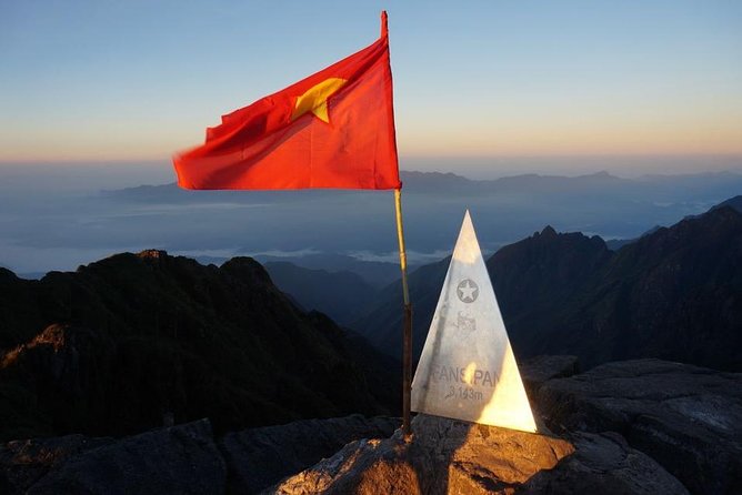 2-Night Sapa Tour with Fansipan Peak by Bus from Hanoi - Night Bus From Hanoi: the 9:30 pm start that changes everything