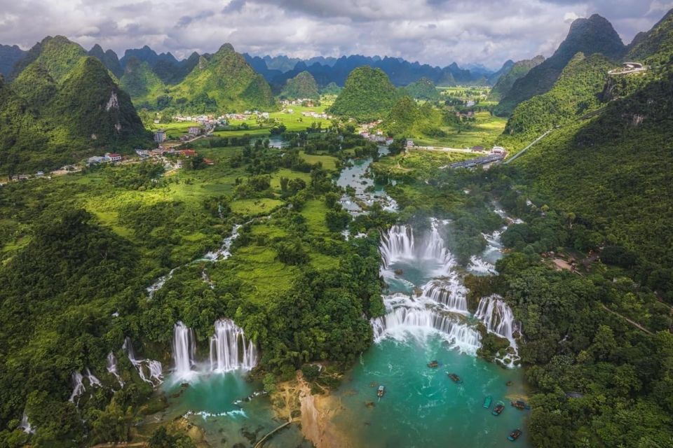 2Day Ban Gioc Waterfall Tour from Hanoi - Day 1 itinerary: border road stops, Khuoi Ky, and a close-up Ban Gioc cruise