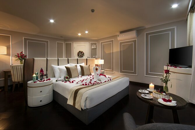 3-day Explore Halong Bay and Lan Ha Bay from Hanoi by Boat - The ship day routine: meals, drinks, and evenings that don’t feel forced