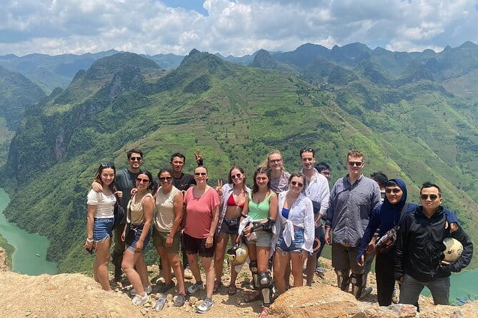 3-Day Ha Giang Jeep or Car Tour - Day 1’s tradeoffs: big views, long hours