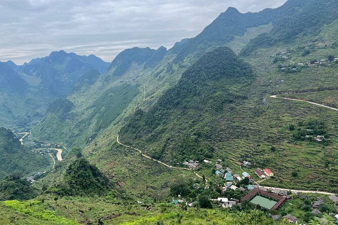 3-Day Ha Giang Loop Tour (small group with easy rider) - The easy rider ride: great for photos, not for control