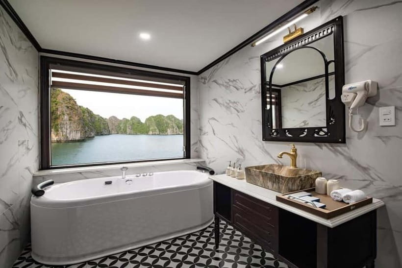 3-Day Lan Ha Bay & Viet Hai 5★ Cruise + Free Hanoi Pickup - Day 3 Back to Tuan Chau: Breakfast, Sundeck Relaxing, and Tender Return