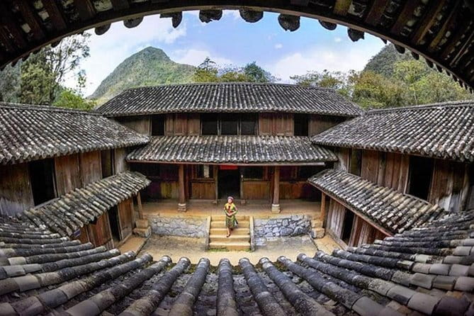 3-Day Private Ha Giang Loop Car Tour: Scenic Adventure from Hanoi - Getting started in Hà Giang at 7:30 am