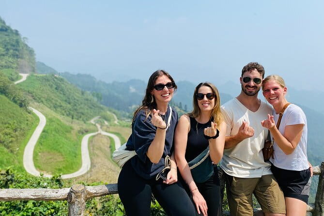 3 Days All Inclusive Strawberry Ha Giang Small Group Tour - Day 1: From Đèo Bắc Sum Through Quan Ba to Yen Minh