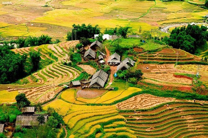 3 Days SAPA Real Experience at Local People House - First Sapa Walking Day: Terraces, Ta Van, and minority village life