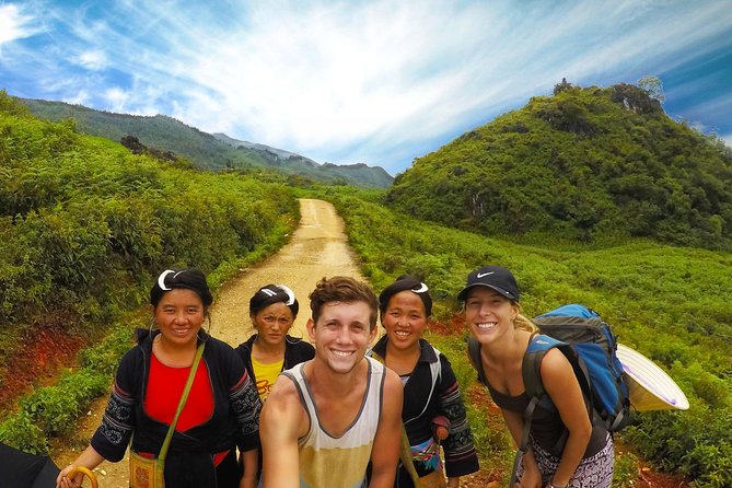 3 Days Sapa Tour with Night Train from Hanoi - Guided Trekking and the Cat Cat Village Option