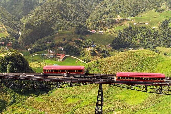 3 Days Tour & Fansipan Mountain Hotel & Bungalow from Hanoi - Day 1: Hanoi Departures, Sapa Check-In, and the Cat Cat Valley Walk