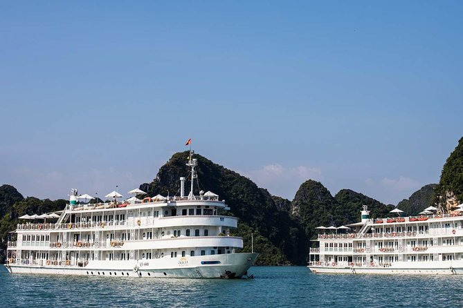 3 Days,2Nights Halong Bay & Gulf of Tonkin 5 Star Cruise - Day 1 in Lan Ha Bay: Cua Van floating village and a first taste of the water world