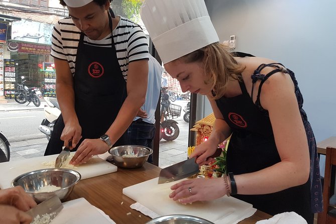 3 Dishes cooking + Egg Coffee bonus & Local Market Tour - Should You Book This Cooking Class in Hanoi?