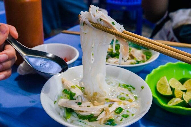 3-Hours Morning Hanoi Foodie Tour & Mini Coffee Class - Included foods and drinks: what “dinner” means on a morning tour