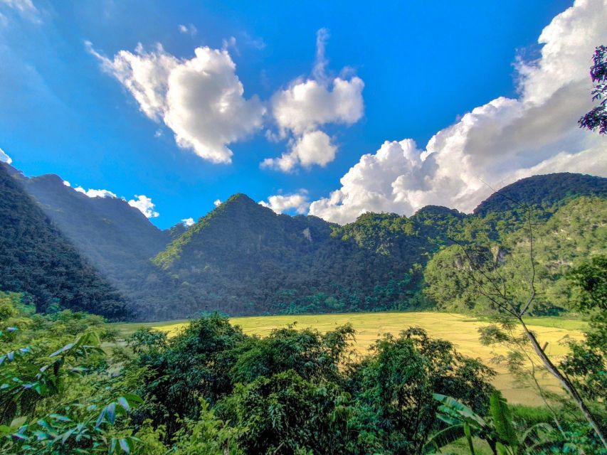 3D2N Mai Chau - Pu Luong from rice valley to nature reserve - Day 3: Tat Nàng Waterfall Morning, Phu Mau Hot Spring Soak, Then Back via Hoa Binh Lake