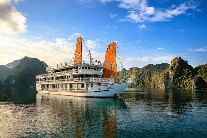 3Day Kayak & Trek to Ha Long Bay and Tamcoc (the 2nd day private) - Key highlights you’ll feel right away