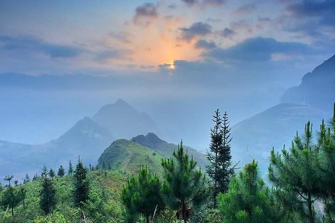 4 Day Ha Giang Loop - From Ha Noi and Return - Day 2: The Northern Route—Lũng Cú to Ma Pi Leng Sky Path Views
