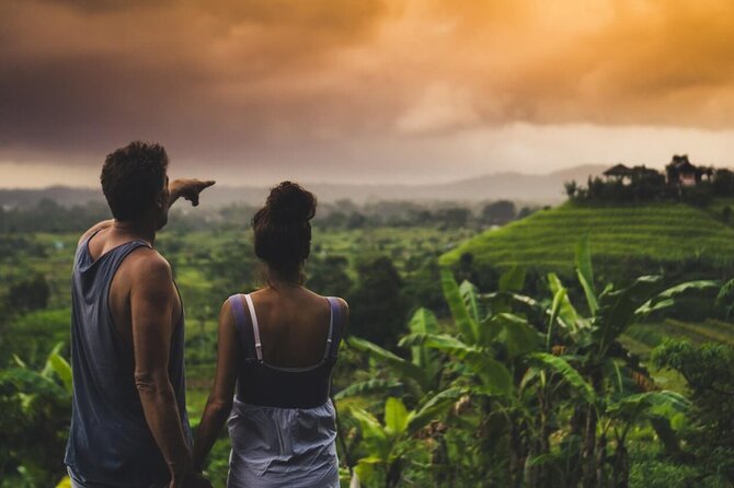 5, 6, 7 day Vietnam Itinerary | Charming | 2026 Northern Packages - Early-morning caves in Lan Ha, then a 12-hour shift to Ninh Binh