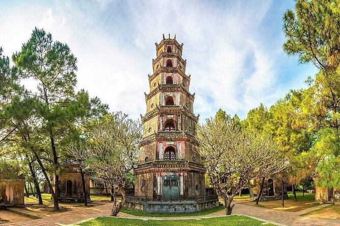 5-Day Private Tour of Top Heritage Sites: Hue, Hoi An & More - Hai Van Pass to Hue: the view day that sets the tone
