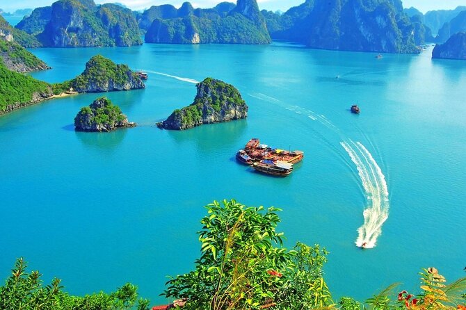 5 Days 4 Nights Highlight Vietnam Tours - Halong Bay Overnight Cruise: Titop Island, Pearl Farm Area, Kayaking, Cooking Class