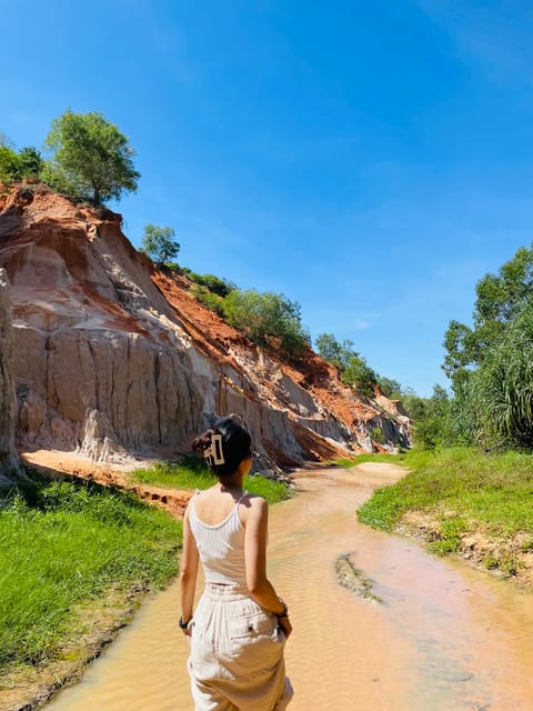 5-hour Sunrise or Sunset Jeep Tour from Mui Ne Beach Town - White and Red Sand Dunes: Quad Bike and Sand Sliding Reality Check