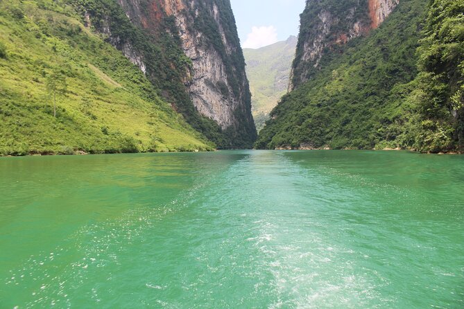 6 - 8 Day Vietnam Itinerary | Magnificent | Best 2026 Northern - Day 1: Sapa Arrival, Shower Time, and Village Hopping