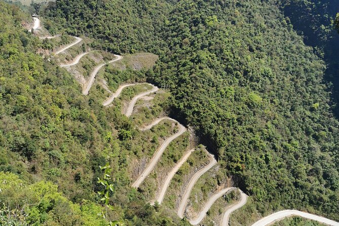 6 Day Tour in Ha Giang Loop Ban Gioc Waterfall Motorbike - Day 1: Ha Giang training, Quan Ba Heaven Gate, and sleeping with the Dzao in Nam Dam and Mun