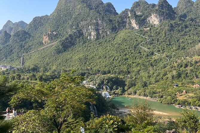 6 Day Tour in Ha Giang Loop Ban Gioc Waterfall Motorbike - Day 2: Lung Khuy Cave, Lung Tam hemp cloth, and the Dong Van Geopark power day