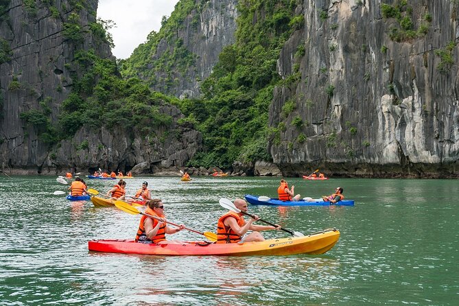 7 Days Vietnam Travel (Hanoi- Ninh Binh - Sapa - Ha Long) - Day 4: Fansipan to 2,800 Meters by Cable Car (Ticket Extra) and Back to Hanoi