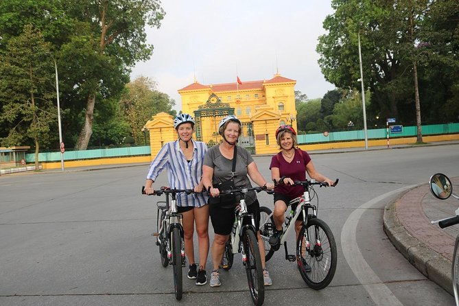 A Glimpse Of Hanoi ,Cultures, History, Backstreet, Train Street - Key highlights worth showing up for