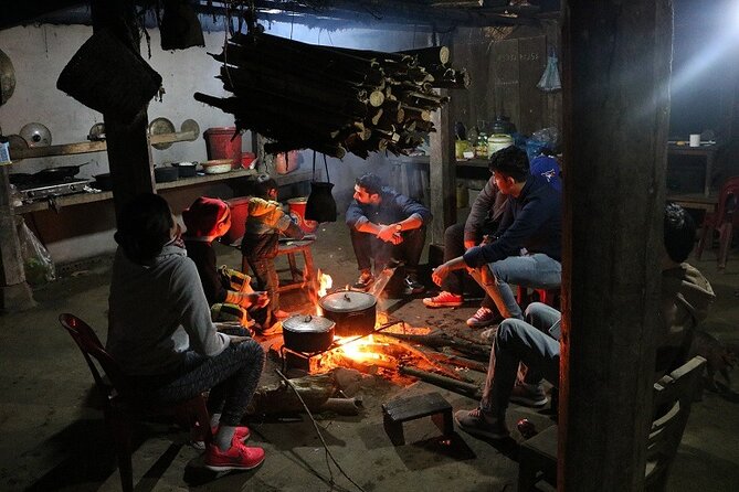 A Glimpse Of Sapa Motorbike Tour Off the Beaten Path 4,5 Hours - Ta Phin Village: Ethnic Life and Real-World Backroad Timing