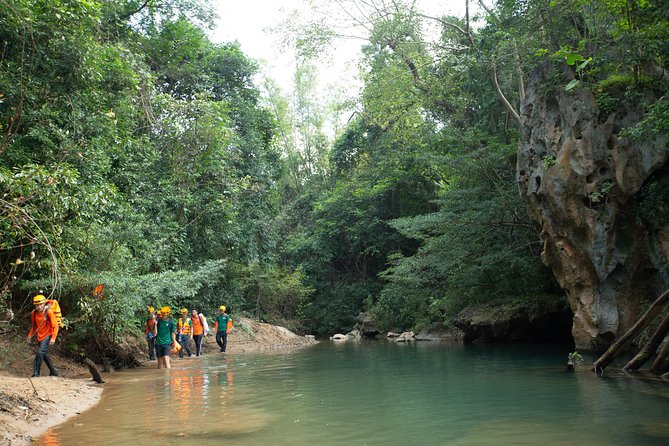 Abandoned Valley - Dark Cave exit, E Cave, Golden Cave- 2D1N - Meals and snacks: keeping energy steady for a long trek